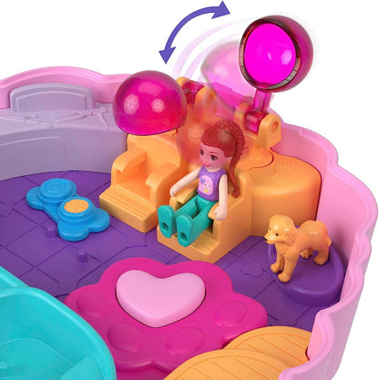 Polly Pocket Dolls and Playset, Animal Toys, Groom & Glam Poodle Compact Playset with Water Play and 2 Color-Change Pieces, HKV35 Spa Poodle