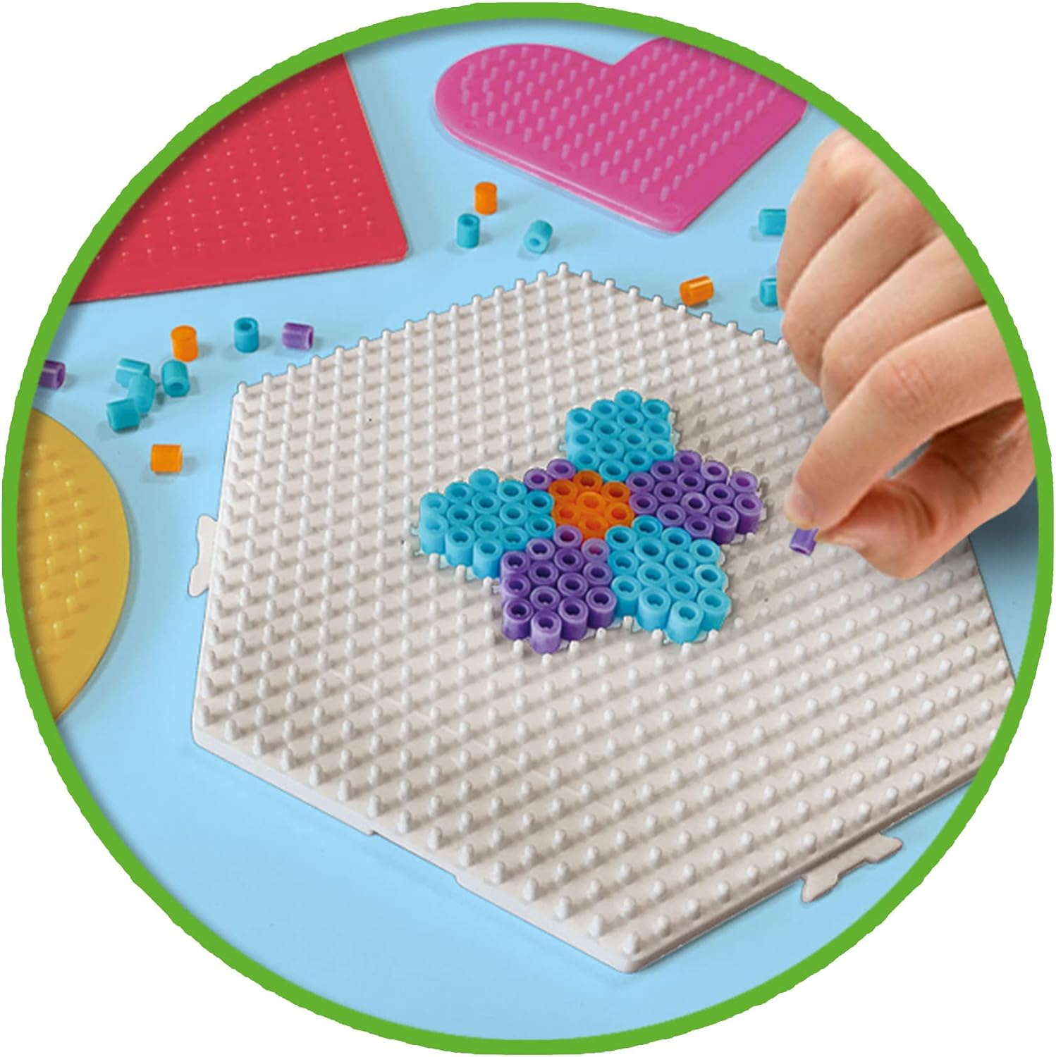 SES Creative 06403 Green Beedz, 4 Sortierte Eco-Stiftplatten, Bügelperlen-Set aus recyceltem Material