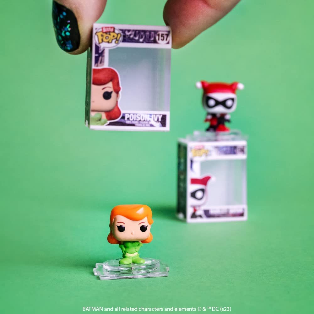 Funko Bitty POP! DC - Batman, Batgirl, the Riddler and A Surprise Mystery Mini Figure - 0.9 Inch (2.2 Cm) - DC Comics Collectable - Stackable Display Shelf Included - Gift Idea - Cake Topper