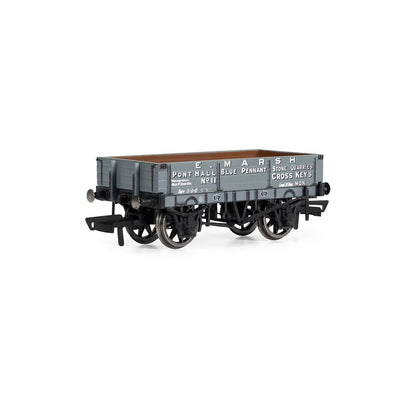 Hornby R60189 3 Plank Wagon, E. Marsh - Era 3 Freight Wagons