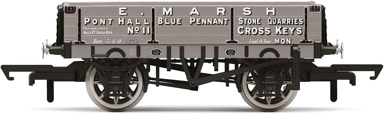 Hornby R60189 3 Plank Wagon, E. Marsh - Era 3 Freight Wagons