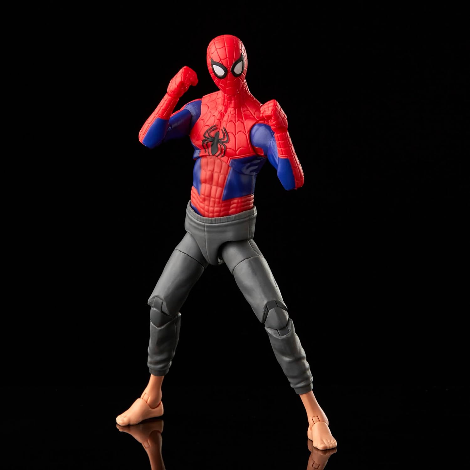 Spider-Man Marvel Legends Series Across The Spider-Verse Peter B Parker 6-inch Action Figure Toy, 2 Accessories