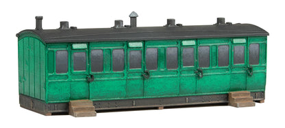 Hornby Grounded 6 Wheel Coach Summer House