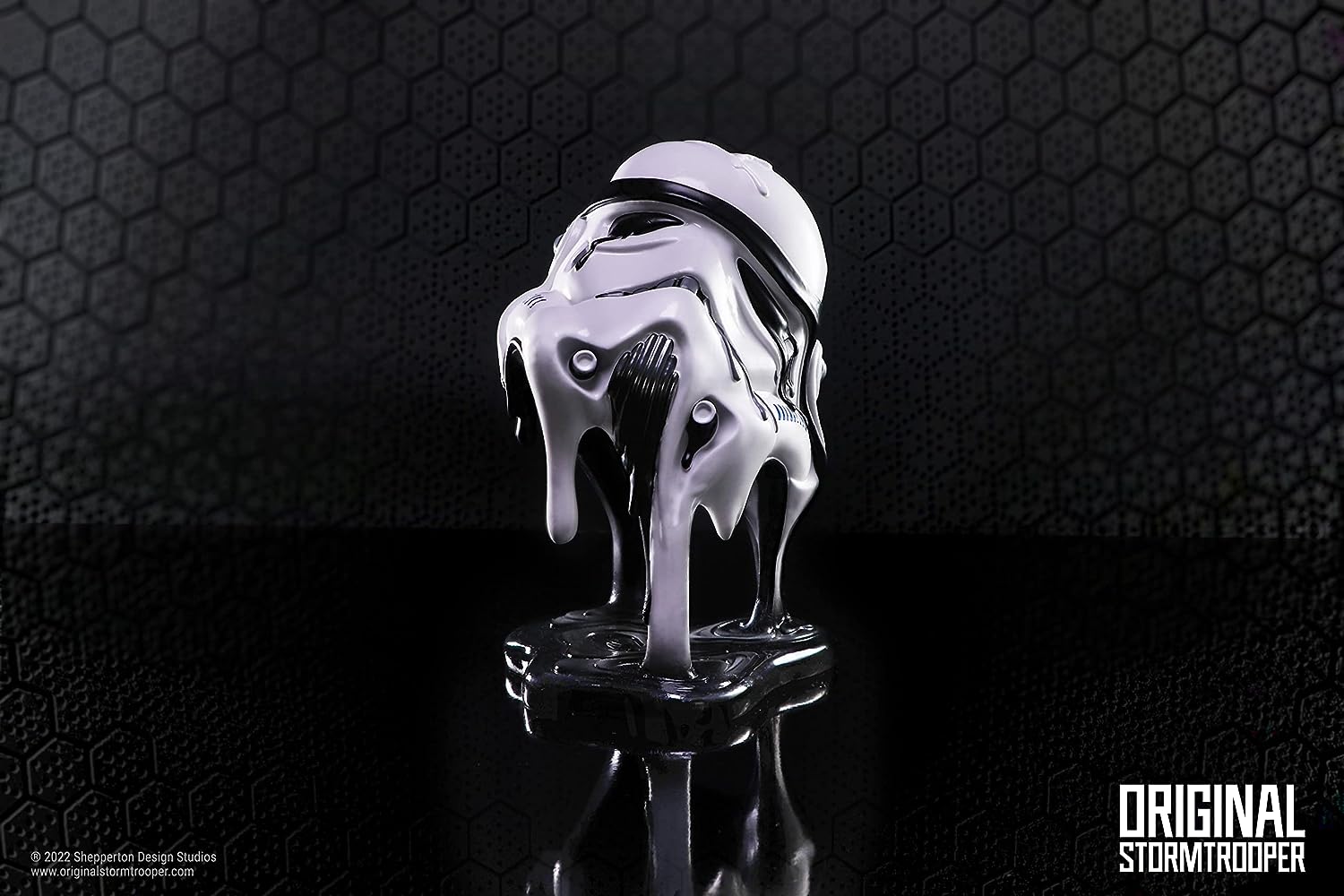 Nemesis Now Stormtrooper Too Hot To Handle 23cm, Resin, White, Officially Licensed Original Stormtroope, Melting Stormtrooper Helmet Ornament, Sci-Fi Movie Giftware, Cast in the Finest Resin