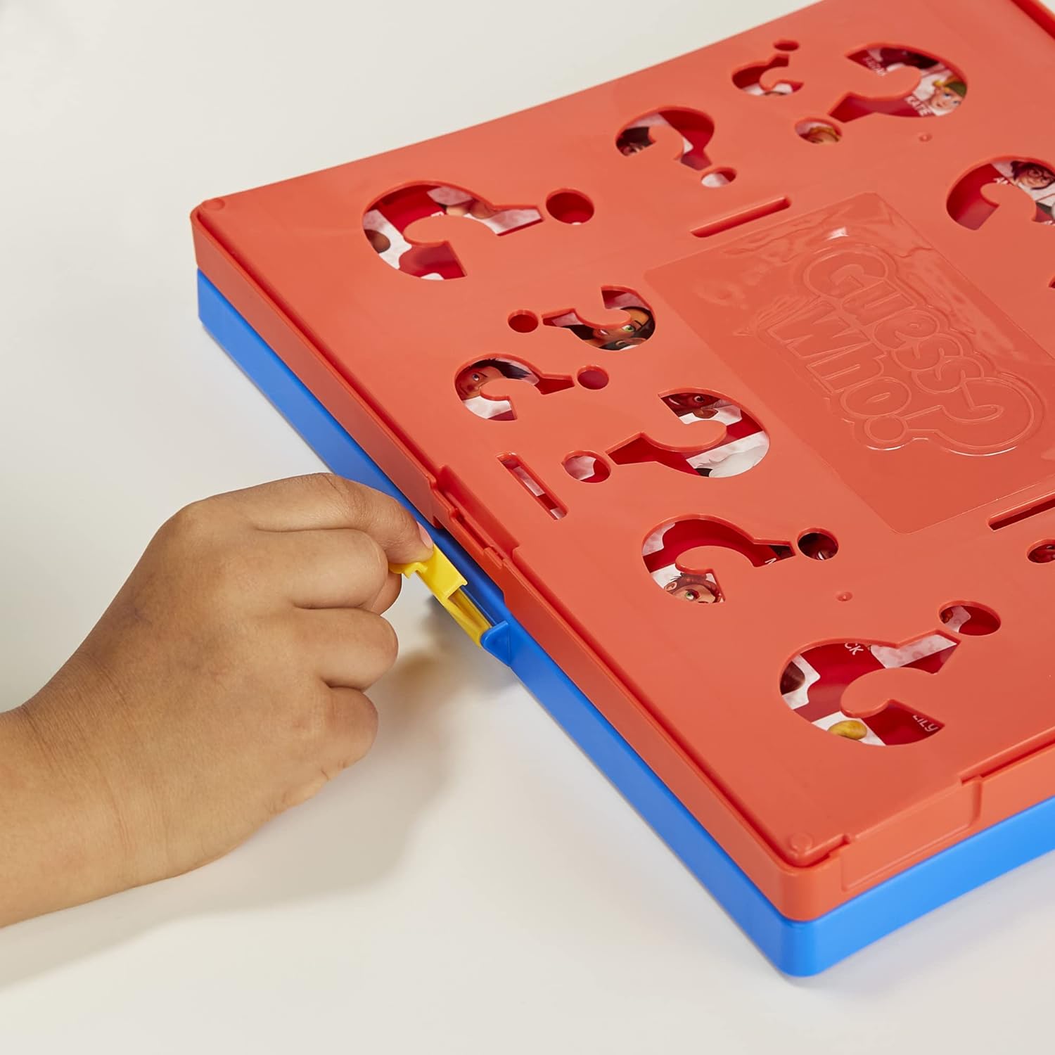 Hasbro Gaming - Guess Who Nordic (F6105