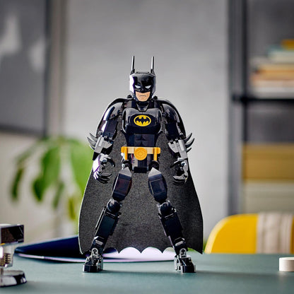 LEGO DC Batman Construction Figure, Super Hero Buildable Toy with Cape, Based on the 1989 Batman & 76226 Marvel Spider-Man Figure, Fully Articulated Action Toy, Super Hero Movie Set