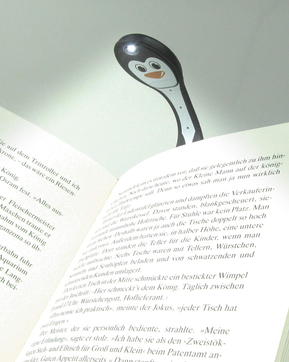 Flexilight LED Leselampe - Pinguin: Superdünne Leselampe und Lesezeichen