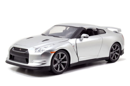 Jada Toys - Modellino auto Fast and Furious 1:24 - Brian`s Nissan GT-R R35 (argento) in Fast & Furious, la Cast Auto di Brian O`Conner con parti apribili, 19 cm, a partire da 8 anni