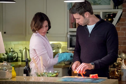 Hallmark Channel 6-Movie Collection: Love at First Dance / The Art of Us / Tulips in Spring / Dating the Delaneys / Fly Away with Me / Romance to the Rescue