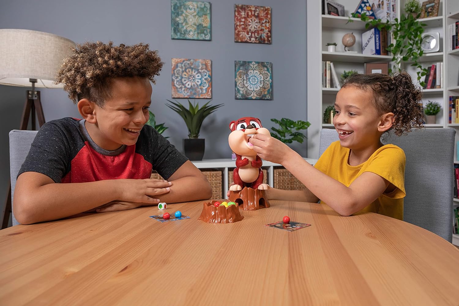 Chompin' Charlie: Feed Him Fast Before He Goes Nuts! | Kids Action Games | For 2-4 Players | Ages 4+