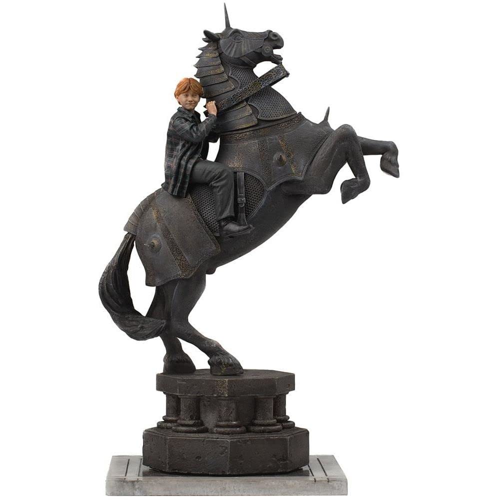 Iron Studios - 1:10 Ron Weasley at the Wizard Chess Deluxe Art Scale Statue - Harry Potter