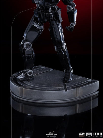 Iron Studios The Mandalorian - Dark Trooper BDS Art Scale Statue (1/10) (LUCSWR48621-10)