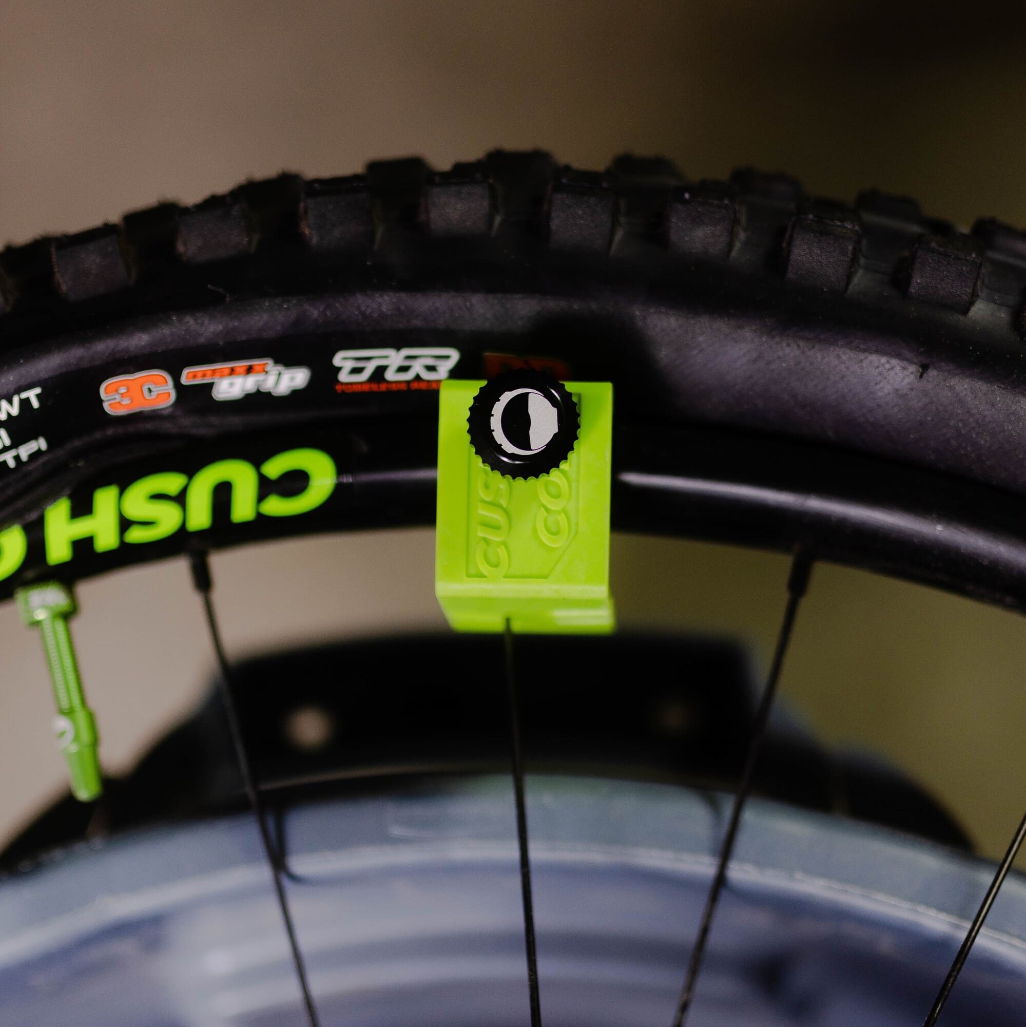 CushCore Bead Bro - Locks Bead in Place, Rubber Bumper, Strong & Durable Plastic, Works with Any Wheel Size & Rim Width, Wheel Insert Installation Tool for Easy Installation, Bead Bro (Single