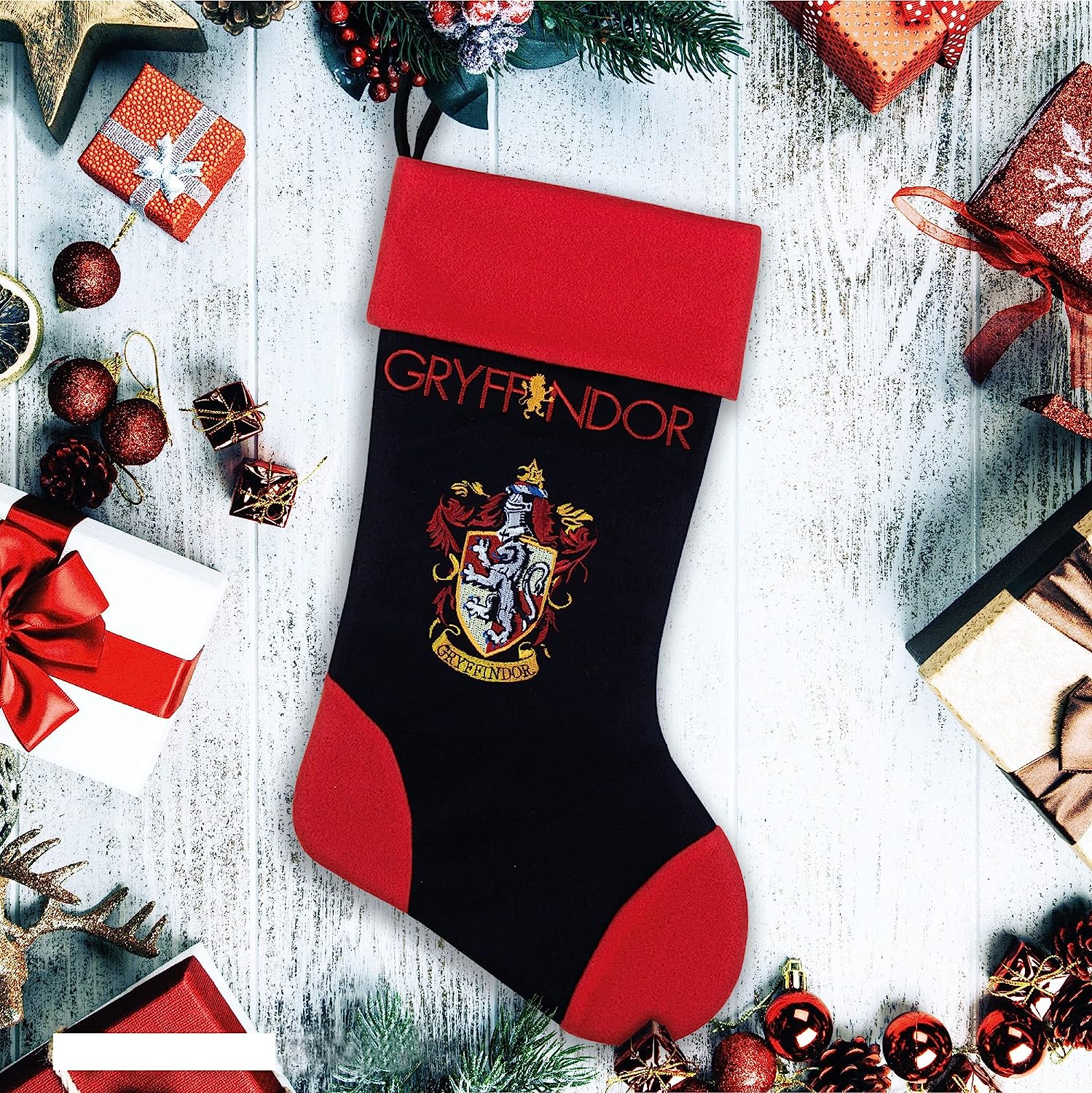 Cinereplicas - Harry Potter - Christmas Stocking - Officially Licensed - Decoration - 18inches