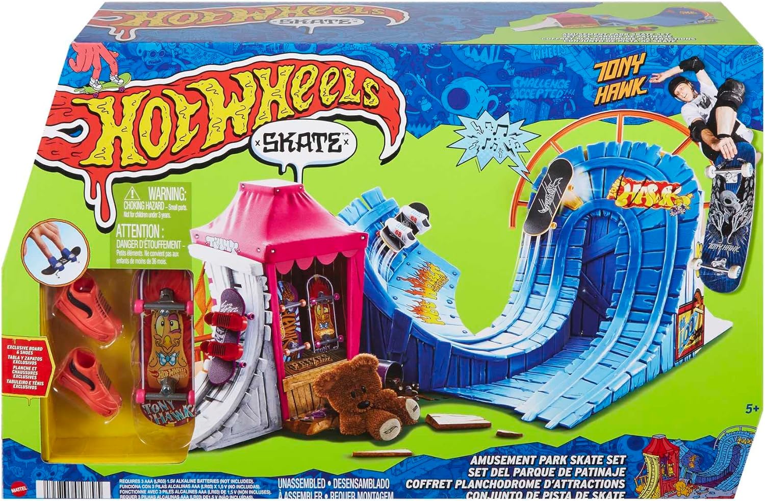 Hot Wheels Skate Amusement Park Skate Set, with 1 Exclusive Tony Hawk Fingerboard & 1 Pair of Skate Shoes, Kid-Activated Sounds, Toy for Kids, HGT95