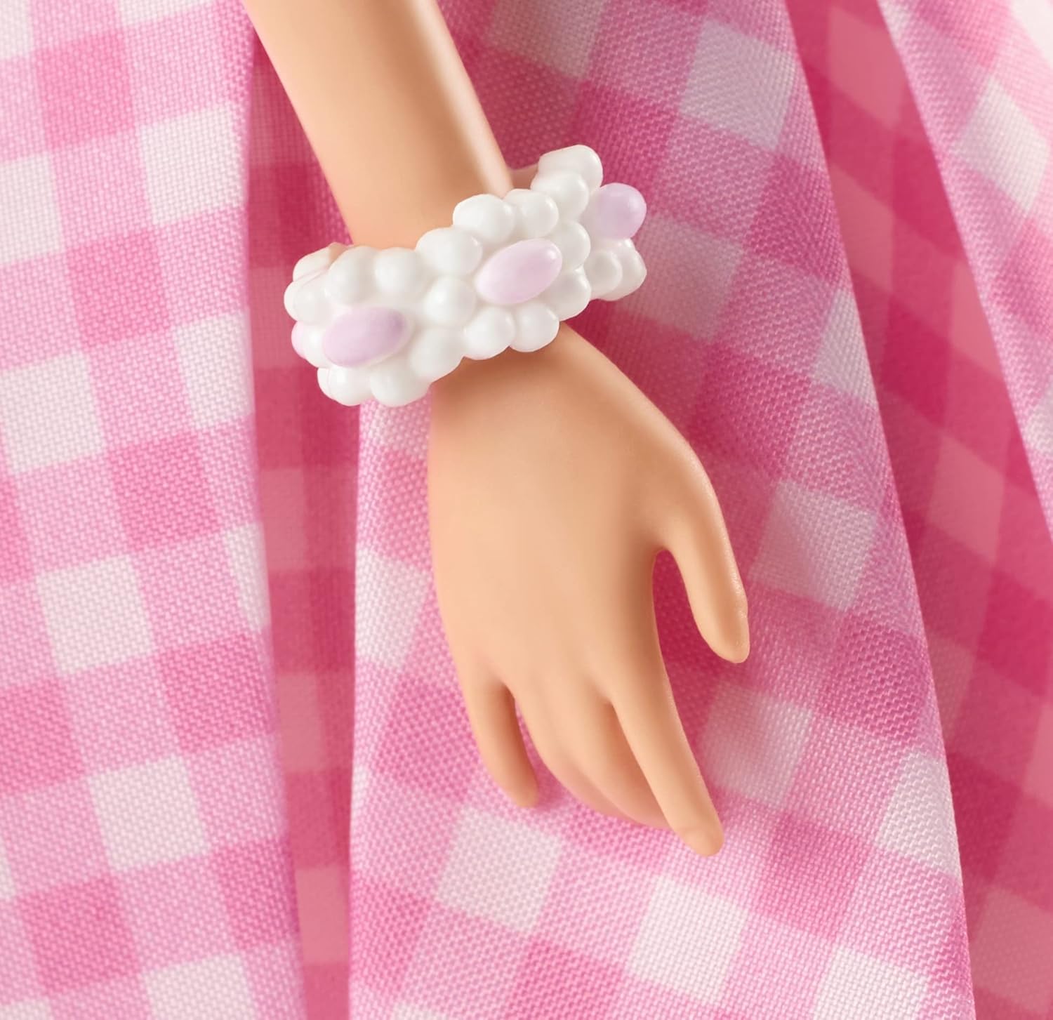 Barbie The Movie Doll, Margot Robbie as Barbie, Collectible Doll Wearing Pink and White Gingham Dress with Daisy Chain Necklace, HPJ96