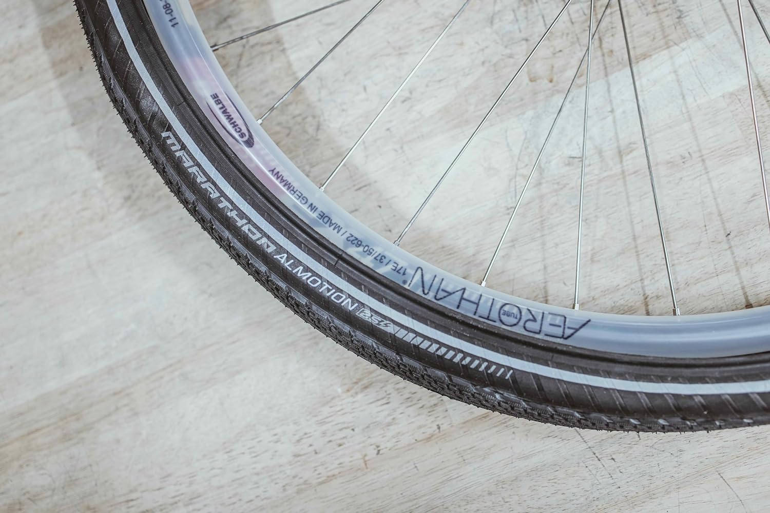 Schwalbe Aerothan Tube High-End Fahrradschlauch – TPU, Ventil SV – Extraleicht, pannensicher – Made in Germany