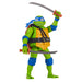 Teenage Mutant Ninja Turtles: Mutant Mayhem 5.5-Inch Leonardo Deluxe Ninja Shouts Figure. Ideal present for boys 4 to 7 years and TMNT fans!