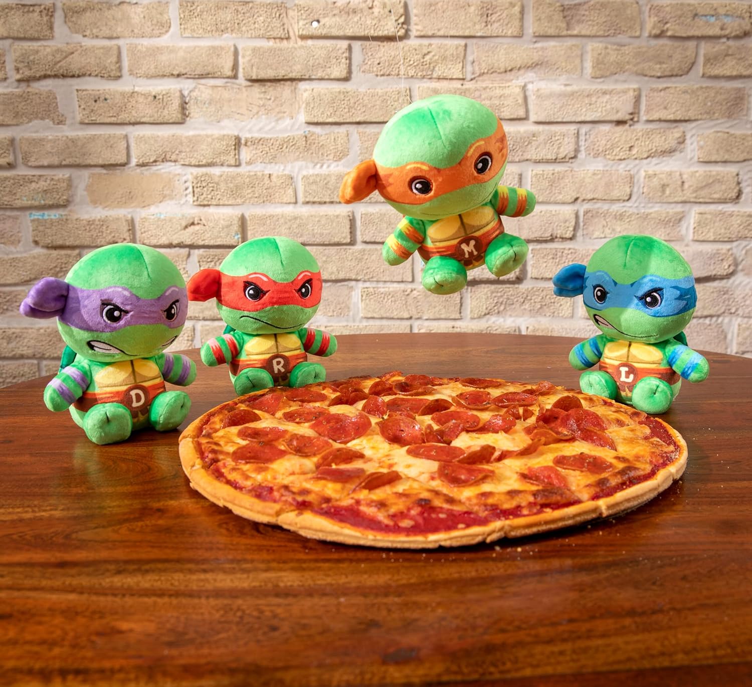 Tomy International - TMNT Raphael Junior Mocchi Plush