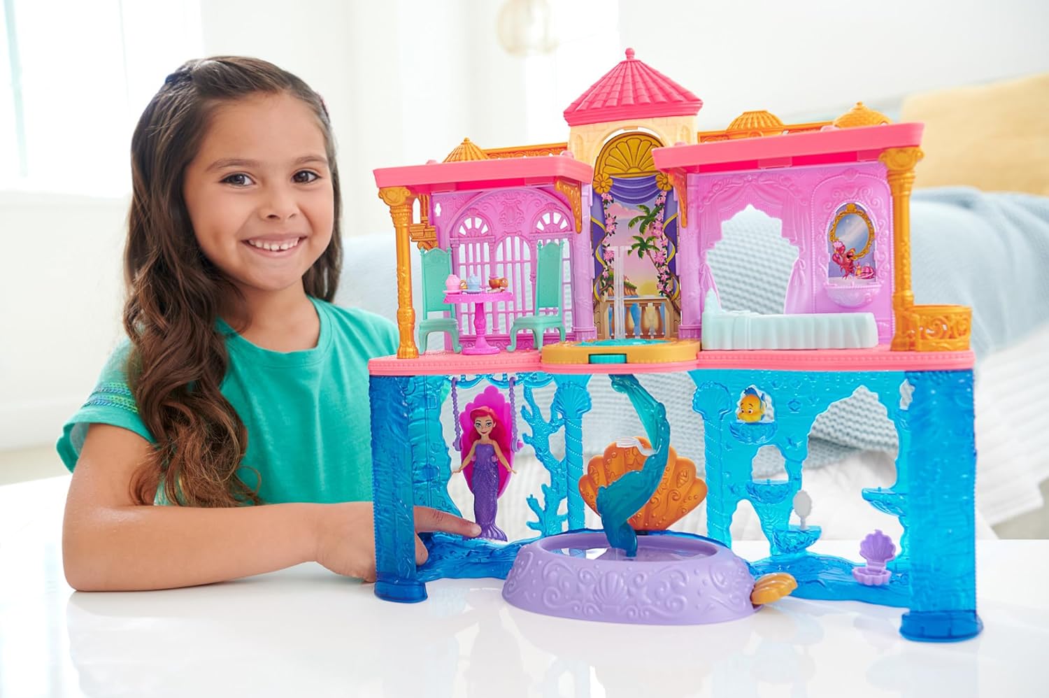 Mattel Disney Princess Ariel's Land & Sea Castle, Includes Ariel Doll with Red Hair and Colour-Changing Mermaid Fin, Flounder Pet, Pool, 10 Doll Accessories, Toys for Ages 3 and Up, Playset, HLW95
