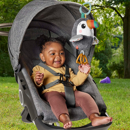 Fisher-Price Toucan À Agiter Partout Jouet en Peluche pour Poussettes, Jouet Sensoriel Qui Claque À Texture Froissée avec Battements D’Ailes, Jouet Enfant, Dès La Naissance, HNX66