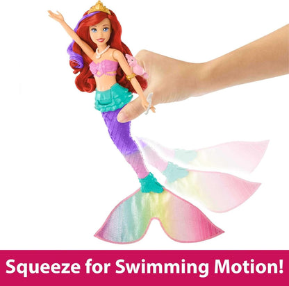 Mattel Disney Princess Juguetes, Muñeca de Ariel Sirena Nadadora con Cola y Pelo que cambia de color, juguete inspirado en la película de Disney, juguete +3 años, HPD43