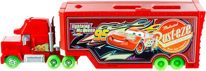 Mattel Disney Pixar Cars Glow Racers Camión de juguete Mack 2 en 1 Lanzador para pista para coches de juguete que brilla en la oscuridad, +3 años (HPX76