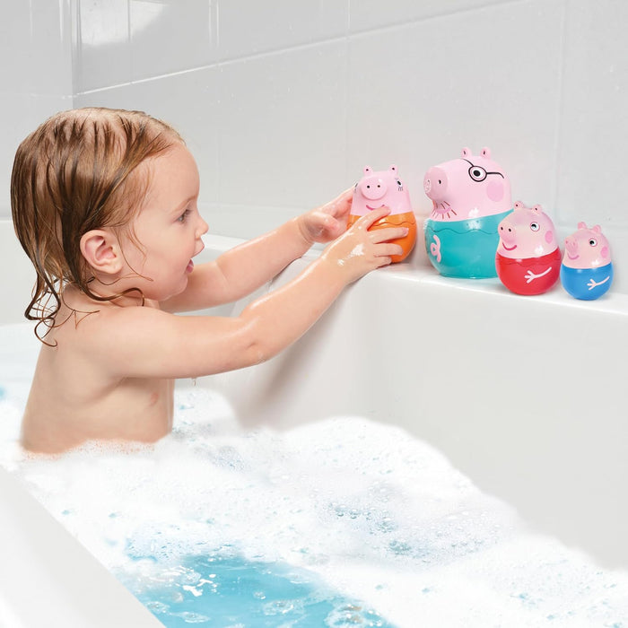 Toomies E73526 Tomy Family-Nesting Daddy, Mummy & Peppa Pig George Rattle 18+ Months-Pouring Baby Bath, Paddling Swimming Pool Easy Clean Sand Pit & Garden Toys, Green