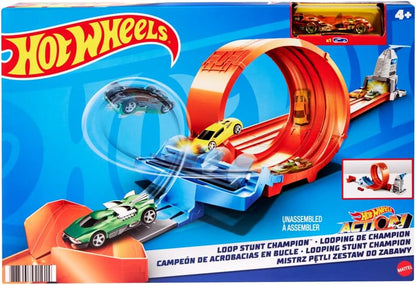 Hot Wheels Looping Stuntkampioen Baanset met dubbele looping, dubbele lanceerder, springschans en 1 Hot Wheels auto voor kinderen vanaf 4 jaar, GTV13