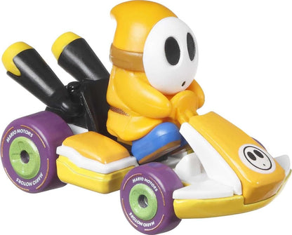 Hot Wheels GWB38 Mario Kart Die-Cast Character Replicas in 4-Pack Each Assortment Includes Fan-Favorite Characters and 1 Exclusive Ages 3 and older, Multicolor, 5.08 cm*3.175 cm*7.62 cm 1:64 Mario Kart 4 Pack #2