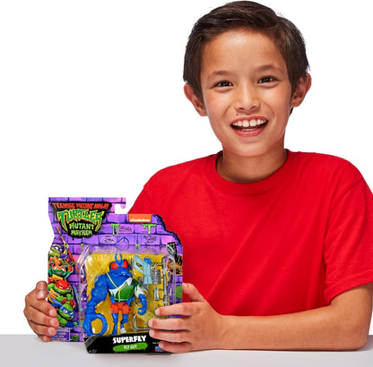 Teenage Mutant Ninja Turtles: Mutant Mayhem 4-Inch Super Fly Basic Action Figure. Ideal present for boys 4 to 7 years and TMNT fans!