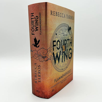 Fourth Wing – Flammengeküsst: Roman | »Unwiderstehliches Abenteuer trifft epische Liebesgeschichte!« Tracy Wolff