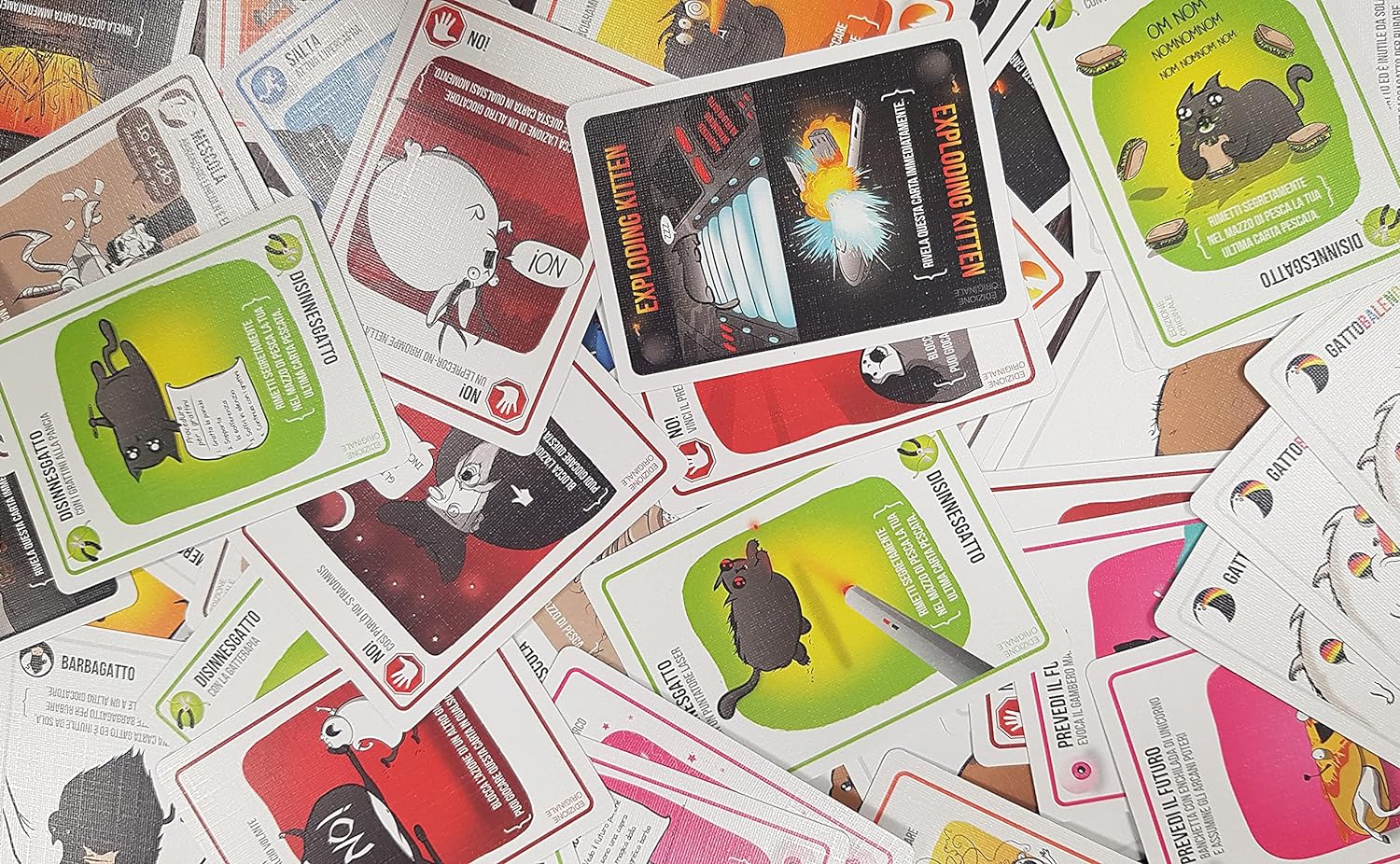 Asmodee - Exploding Kittens - Card Game, Party Game, 2-5 Players, 7+ Years, Edition in Italian