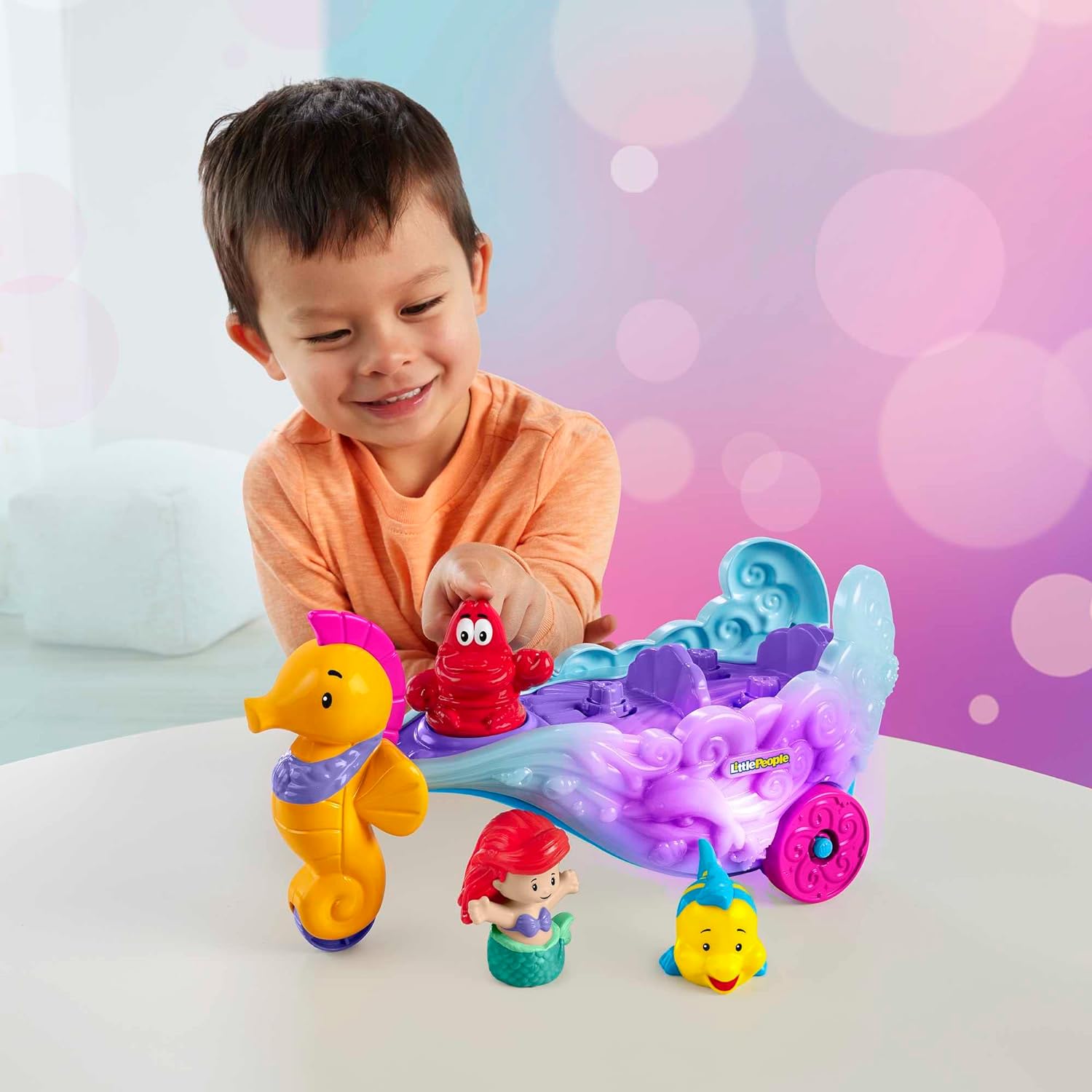 Fisher-Price Little People Toddler Toy Disney Princess Ariel's Light-Up Sea Carriage Musical Vehicle with 2 Figures for Ages 18+ Months, HMX83 Ariel's Sea Carriage