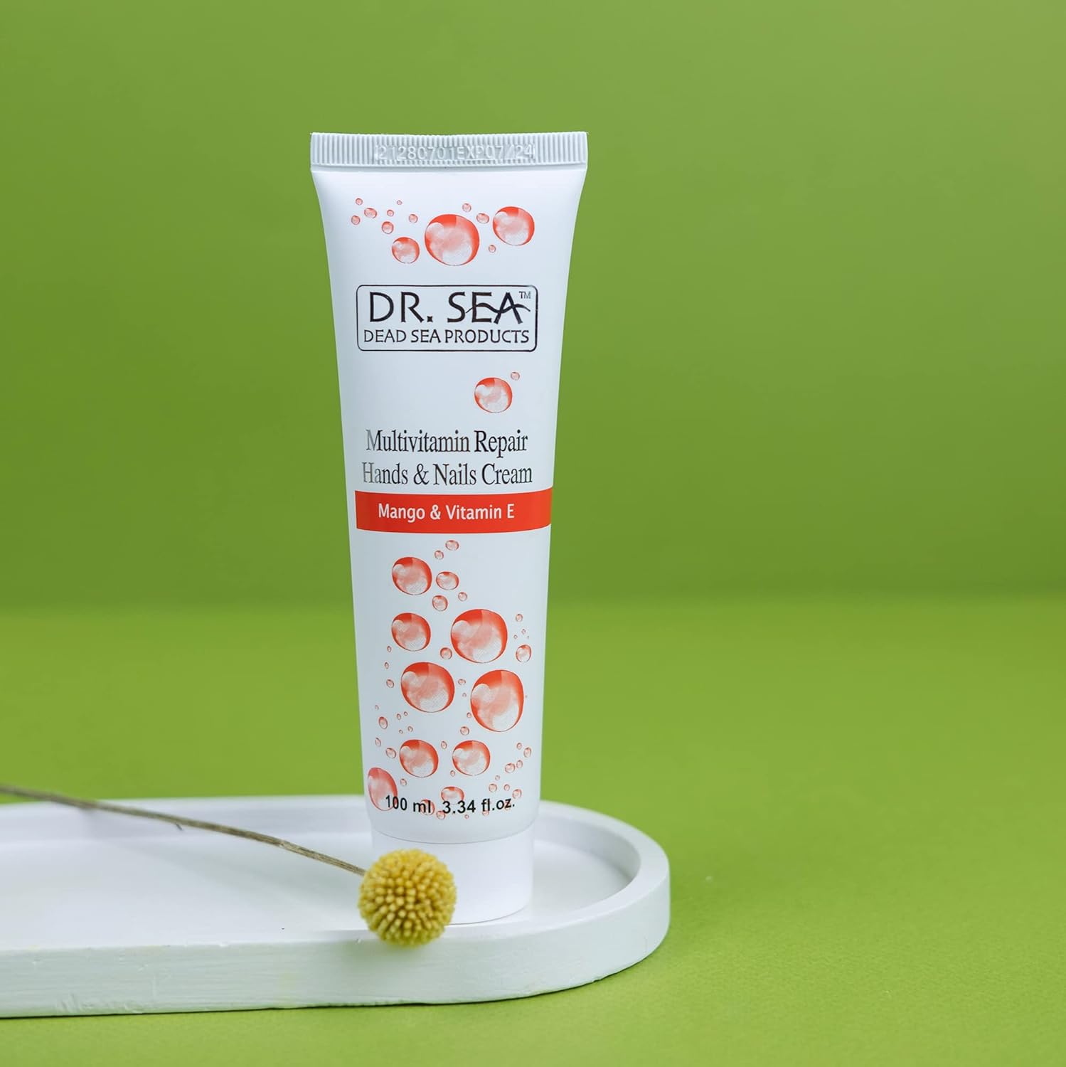 Dr. Sea Multivitamin Repair Hands & Nails Cream - Mango & Vitamin E 100 Ml - [Dutch Import]