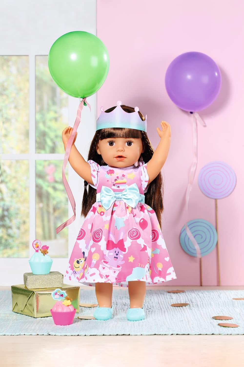 BABY born Deluxe Verjaardagsfeestjurk set 834152 - Accessoires voor poppen tot 43cm - Inclusief jurk, tiara, schoenen en cupcakes - Geschikt vanaf 3+