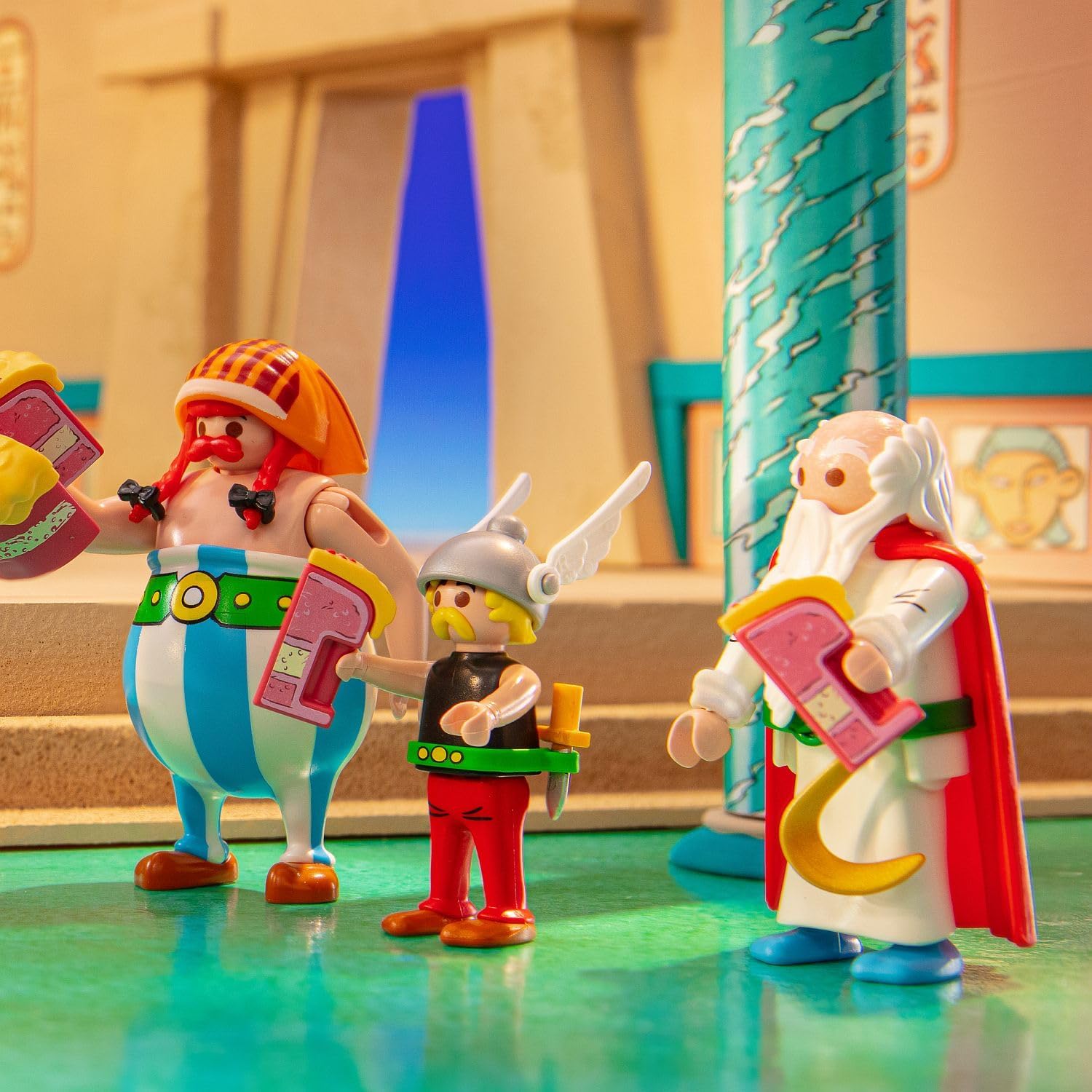 Playmobil 71269 Asterix: Artifis' Poisoned Cake, Cleopatra`s taster and Artifis as well as his assistant Krukhut, Collection Figures, Fun Imaginative Role-Play, PlaySets Suitable for Children Ages 5+