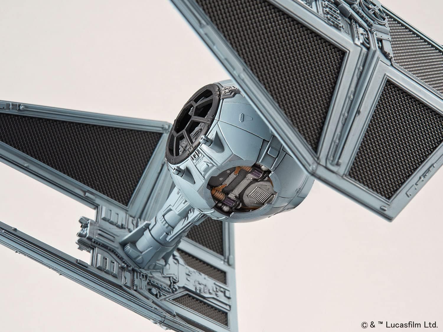 Revell (Bandai Original 01212 Star Wars TIE Interceptor 1:72 Scale Unbuilt/Pre-Coloured/Clip-Together (Non-Glue) Plastic Model Kit with Display Base