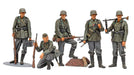 Tamiya- Fig-Set DT 1941/42 (5) Militär Juego de infantería Alemana (Mediados de la Segunda Guerra Mundial) 1:35 Kit de Modelo de plástico 35371, Multicolor, Small (35371-000