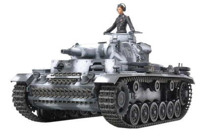 Tamiya 300035290 – 1:35 WWII German Battle Tank III Design N