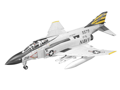Tamiya 1:32 jet fighter, Mc Donnell Douglas F-4J Phantom II, 300060306