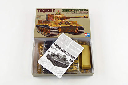 Tamiya 300035146 - 1:35 WWII Special vehicle 181 armored car VI Tiger I E STYLE A