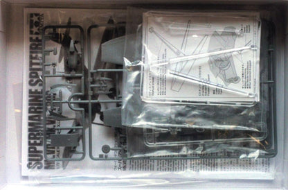 Tamiya Dickie 300060756-1:72 Spitfire Mk.Vb/Mk.Vb Trop Aviation
