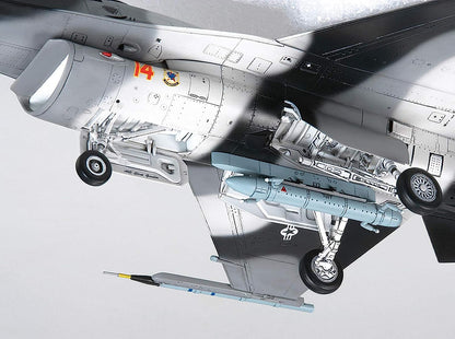 Hisinsa-[' F-16C/N' (-) (-) Kit Modelo, Color, Azul Marino, Rojo, Small (Tamiya 61106