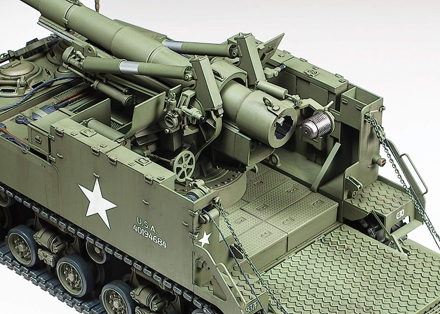 Tamiya model tank, 300035351