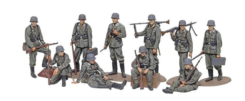 TAMIYA 32602 1:48 Fig-Set Dt Infantry (10) - True-to-Original Replica Plastic Kit for Crafts, Model Kit, Assembly, Unpainted, Multicoloured