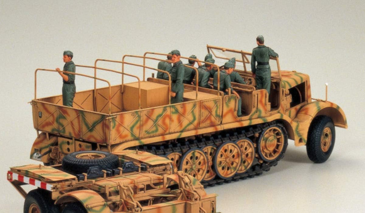 Tamiya 300035246 - Modellino veicolo speciale a motore 9 della seconda guerra mondiale realizzato in scala 1:35 (12