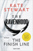 The Ravenhood - The Finish Line: Roman - Die heiße TikTok-Sensation endlich auf Deutsch! - Mit farbigem Buchschnitt nur in limitierter Auflage. (The-Ravenhood-Trilogie, Band 3