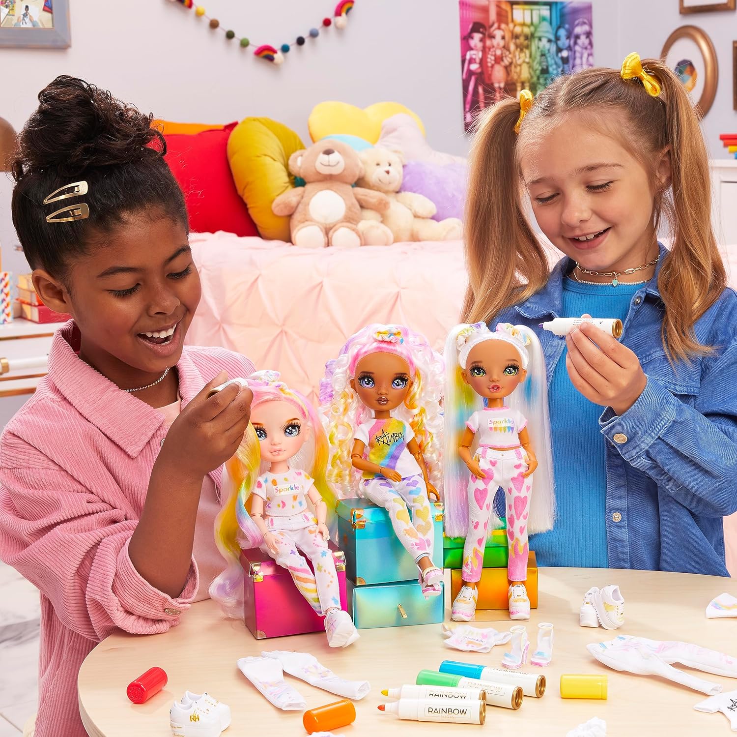 Rainbow High Colour & Create Fashion DIY Doll - Purple Eyes, Curly Hair, Bonus Top & Shoes, and Washable Rainbow Markers - Colour, Create, Play, Rinse, Repeat - For Kids 4-12 Years Old & Collectors