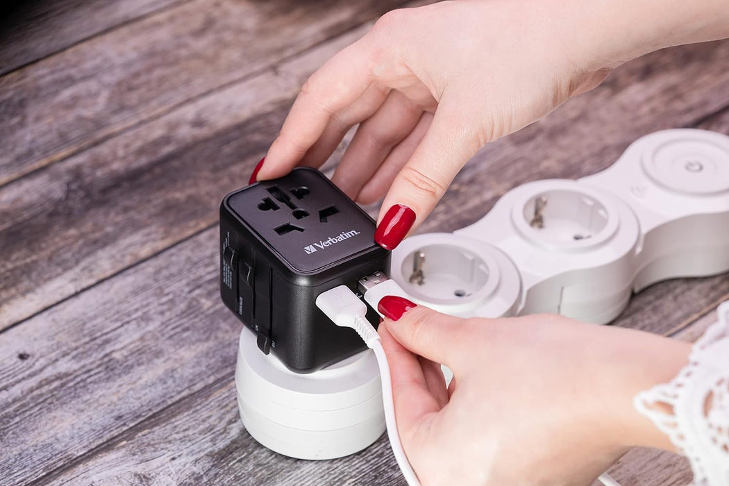 Universal Travel Power Adapter Verbatim UTA-01